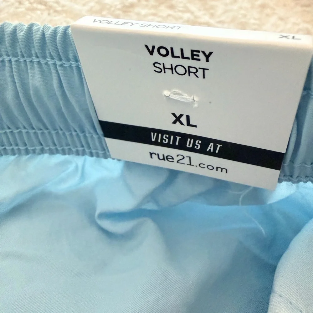 🛍️Rue21 Men’s Light Blue Volley Shorts